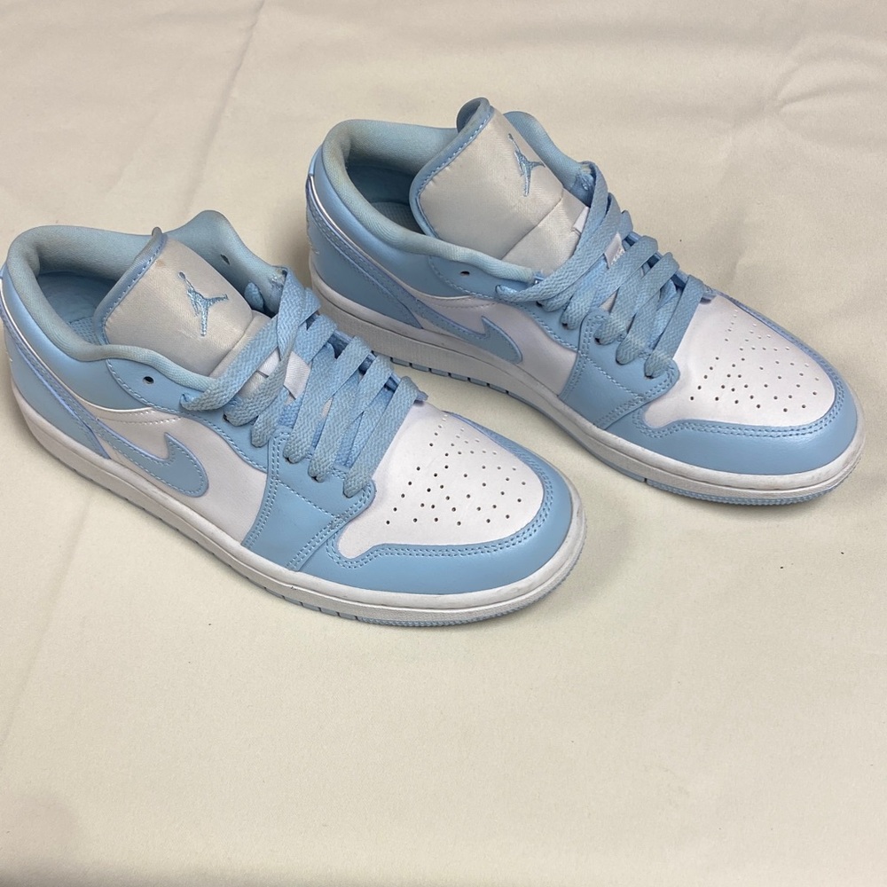Jordan Sneakers in Sky Blue and White